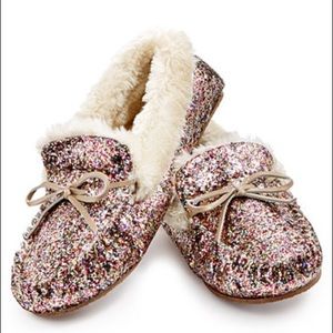Girls' glitter shearling lodge moccasins